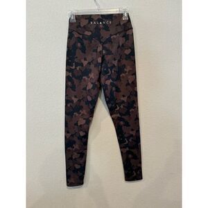 Balance Athletica Women's Size Medium Elastic Waist Leggings Camouflage Brown